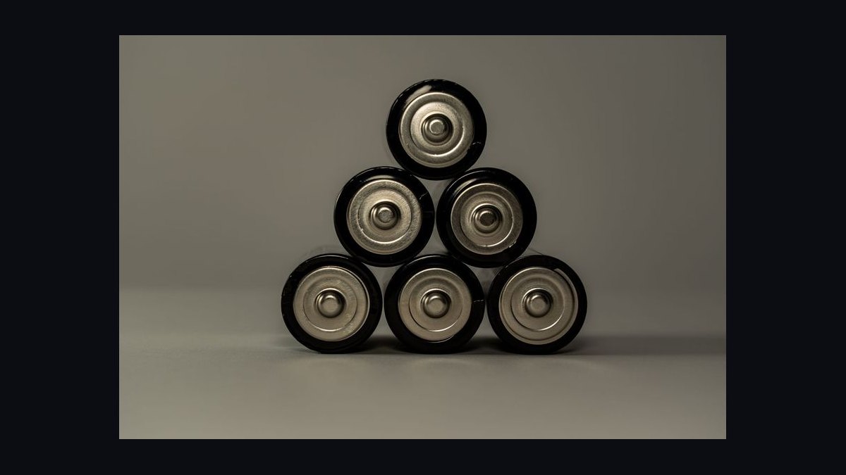 How do you architect revenue operations for Battery & Energy Storage in 2027 — figure 8