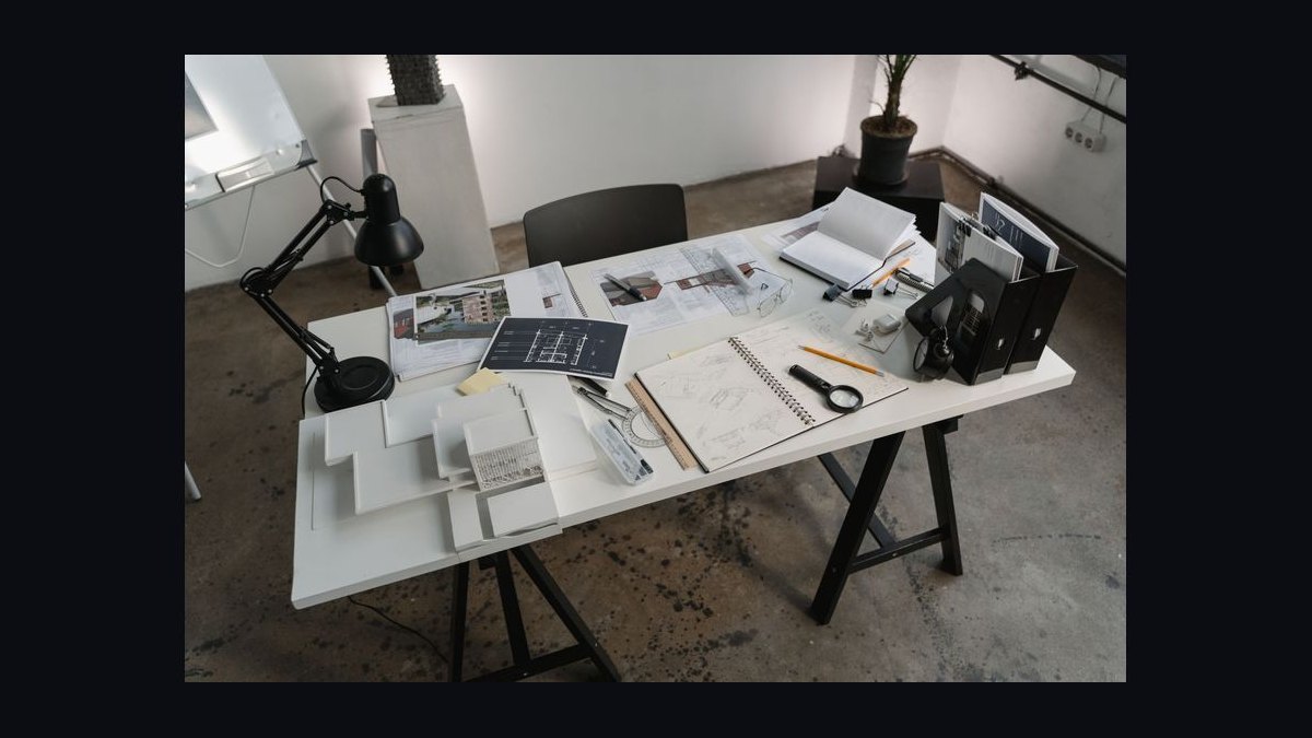 How do you architect revenue operations for Architecture & Engineering in 2027 — figure 10