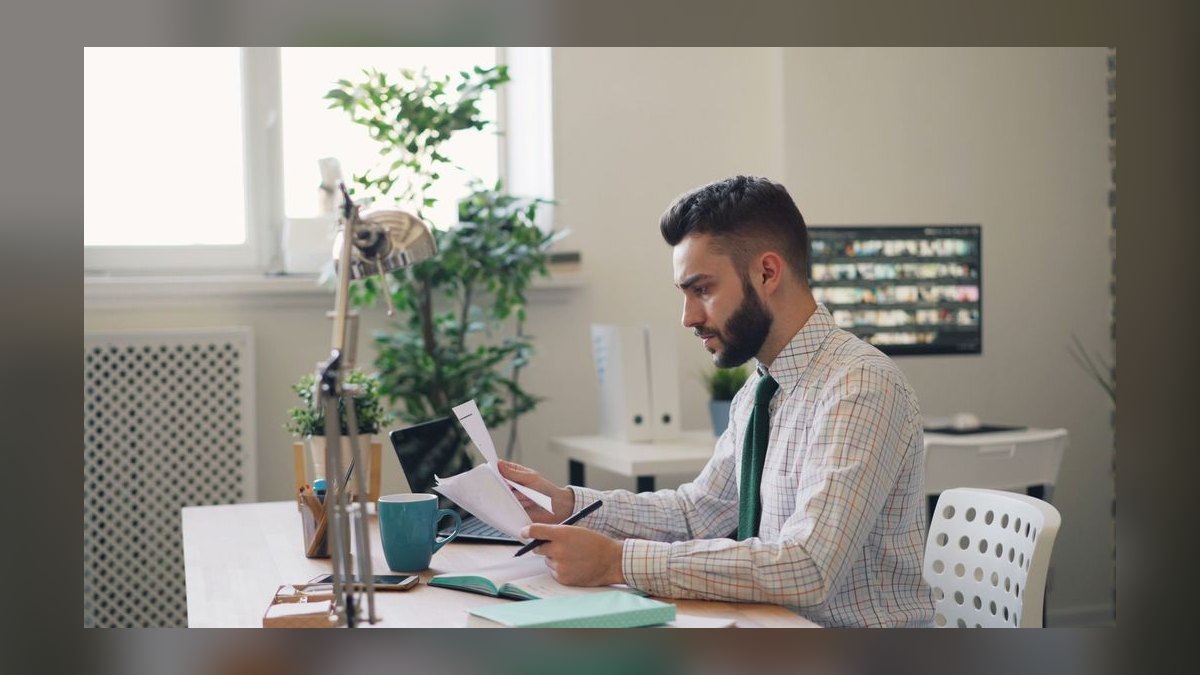 How do you architect revenue operations for Commercial Real Estate in 2027 — figure 10