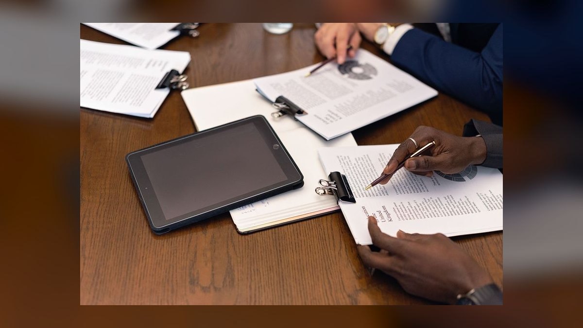 How do you architect revenue operations for Title & Settlement in 2027 — figure 7