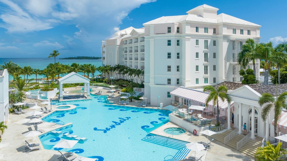 The 10 Best Luxury All-Inclusive Beach Resorts in the World for 2027 — figure 7