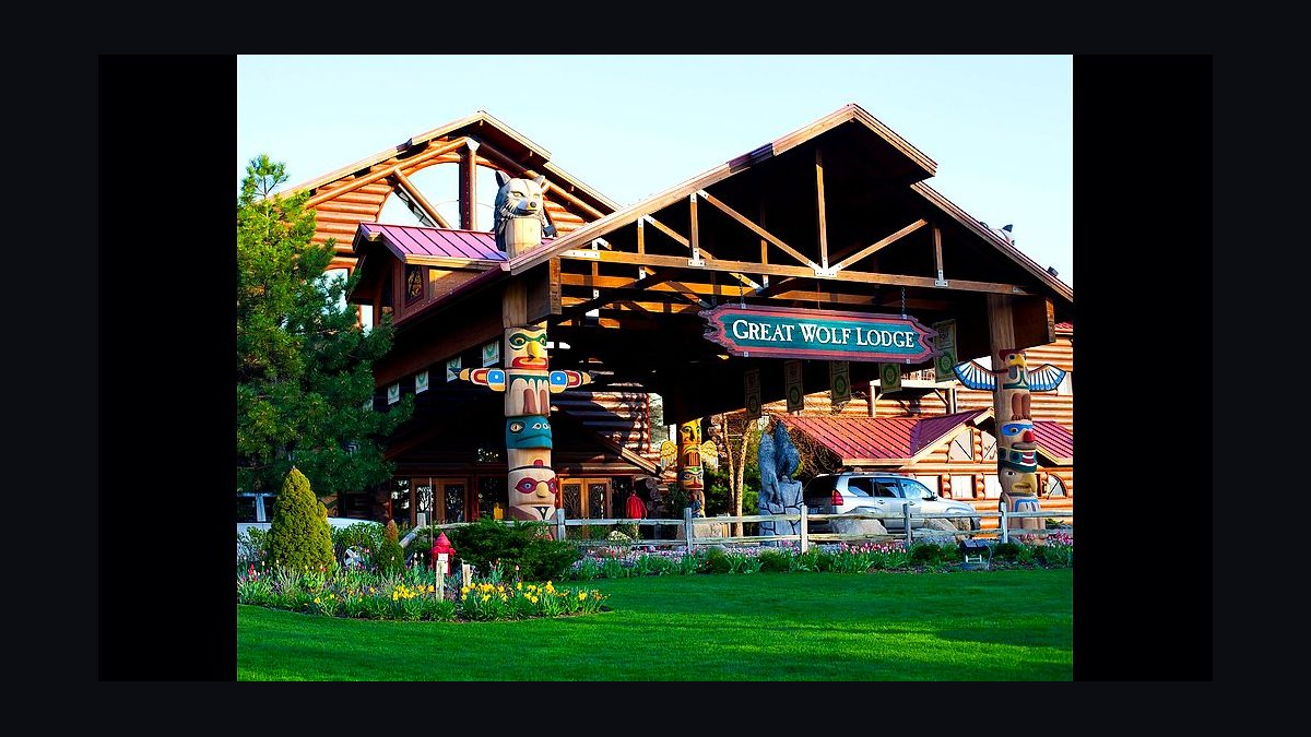 The 10 Best Great Wolf Lodge-Style Indoor Water Park Resorts in the U.S. for 2027 — figure 4