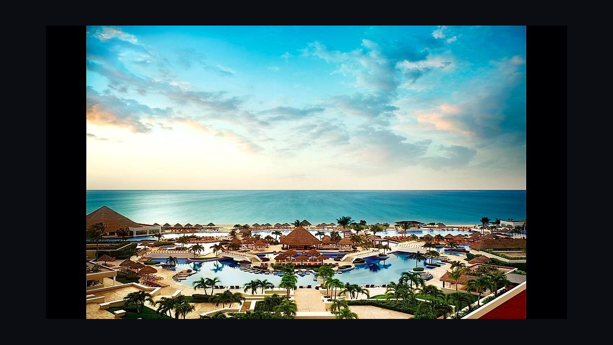 The 10 Best Family Resorts in Cancun and the Riviera Maya for 2027