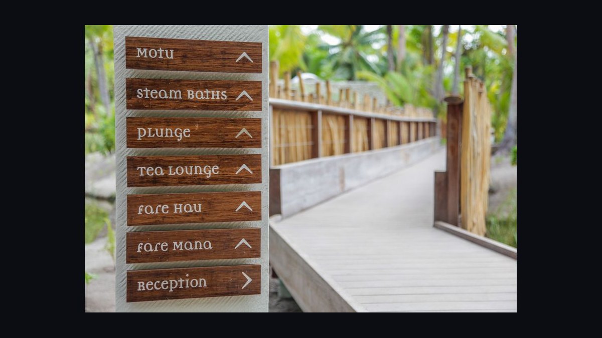 The 10 Best Overwater Bungalow Resorts in Bora Bora & French Polynesia (2026) — figure 5