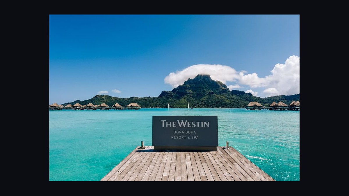 The 10 Best Overwater Bungalow Resorts in Bora Bora & French Polynesia (2026) — figure 9