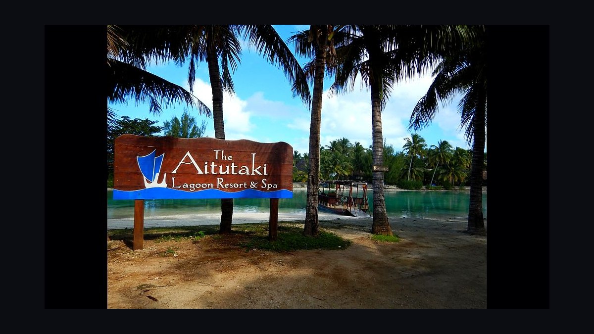 The 10 Best Overwater Resorts in Tahiti & the South Pacific (Fiji, Cook Islands & Beyond) (2026) — figure 3