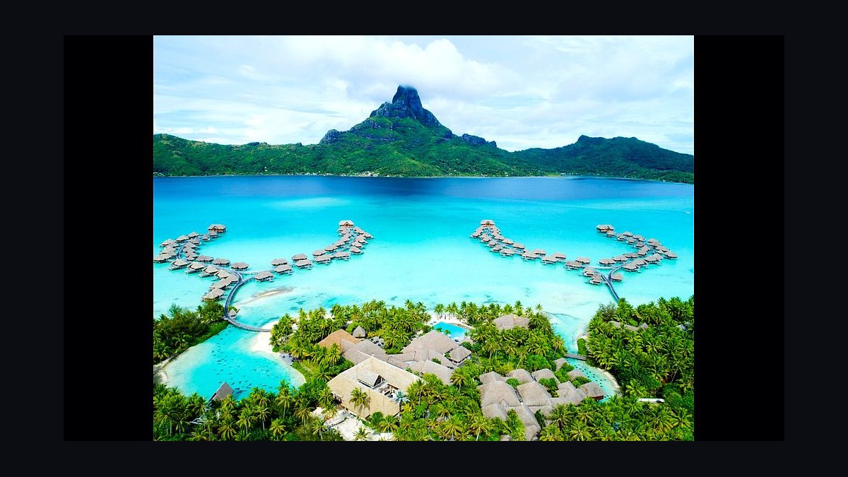 The 10 Best Overwater Resorts in Tahiti & the South Pacific (Fiji, Cook Islands & Beyond) (2026) — figure 4
