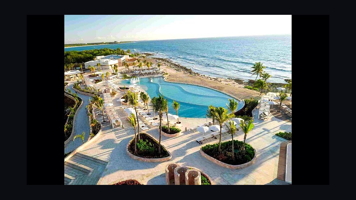 The 10 Best Adults-Only Overwater Resorts in Mexico & the Riviera Maya (2026) — figure 4