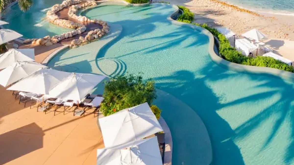 The 10 Best Adults-Only Overwater Resorts in Mexico & the Riviera Maya (2026) — figure 9