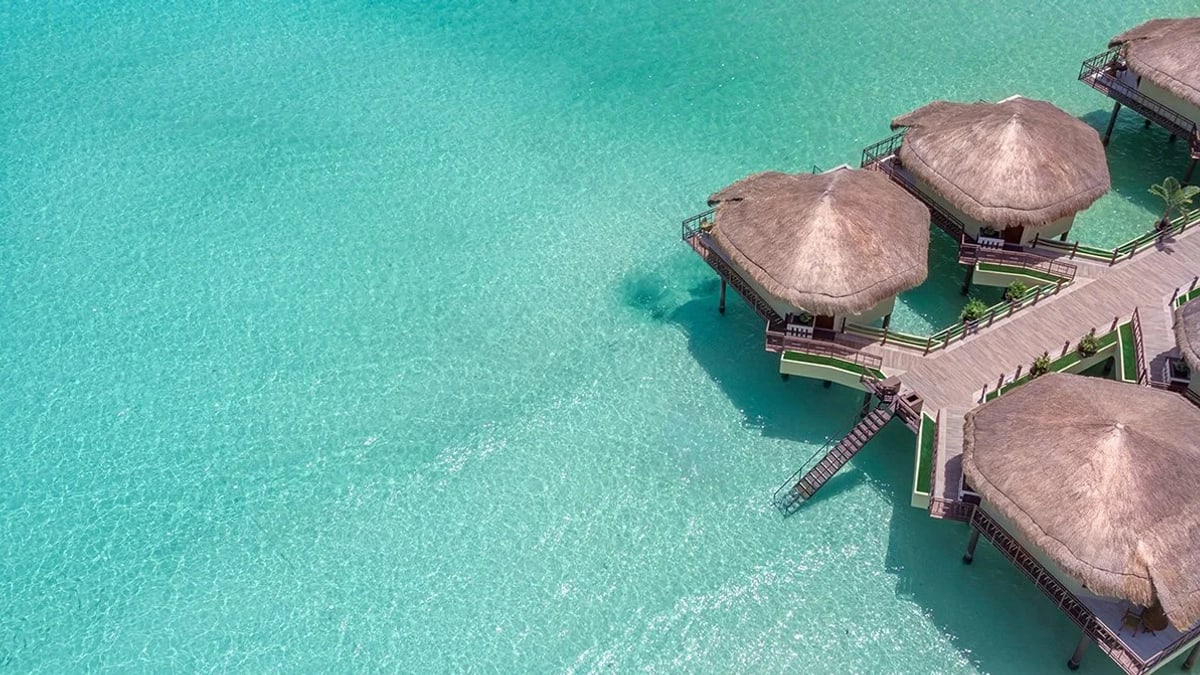 The 10 Best Overwater & Beach Resorts in the Caribbean & Atlantic for an Overwater Experience (2026) — figure 6