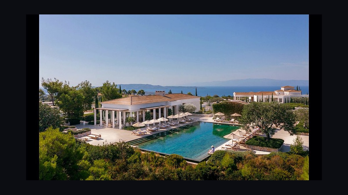 The 10 Best Adults-Only Luxury Resorts in Greece & the Mediterranean (2026) — figure 2