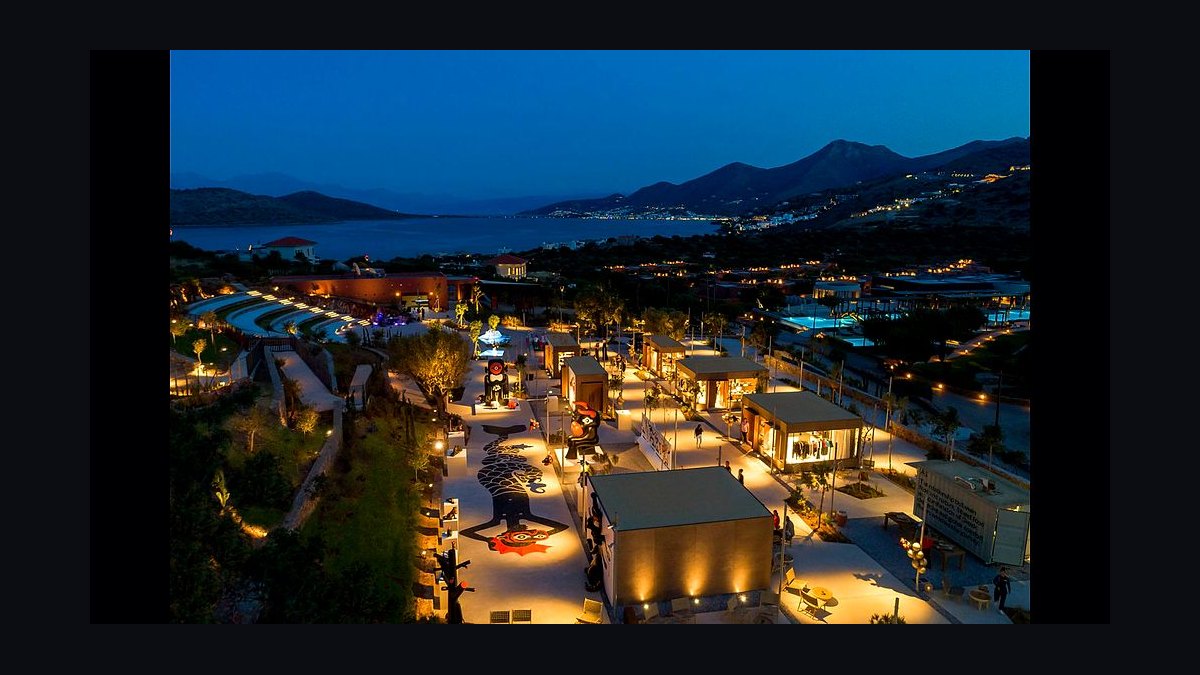 The 10 Best Adults-Only Luxury Resorts in Greece & the Mediterranean (2026) — figure 9