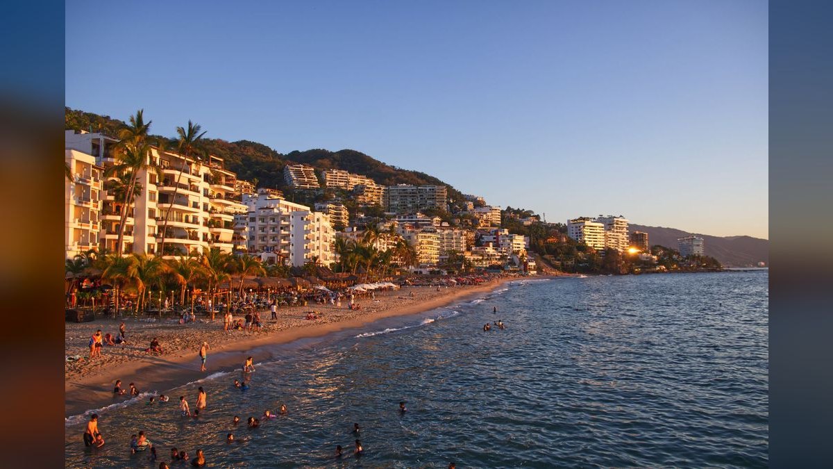 Top 10 Resorts in Puerto Vallarta