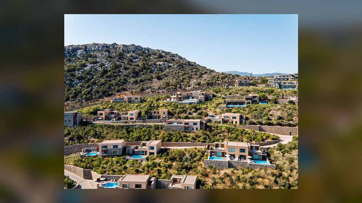 Top 10 Resorts in Greece in 2027 — figure 7