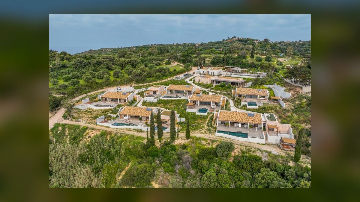 Top 10 Resorts in Greece in 2027 — figure 9