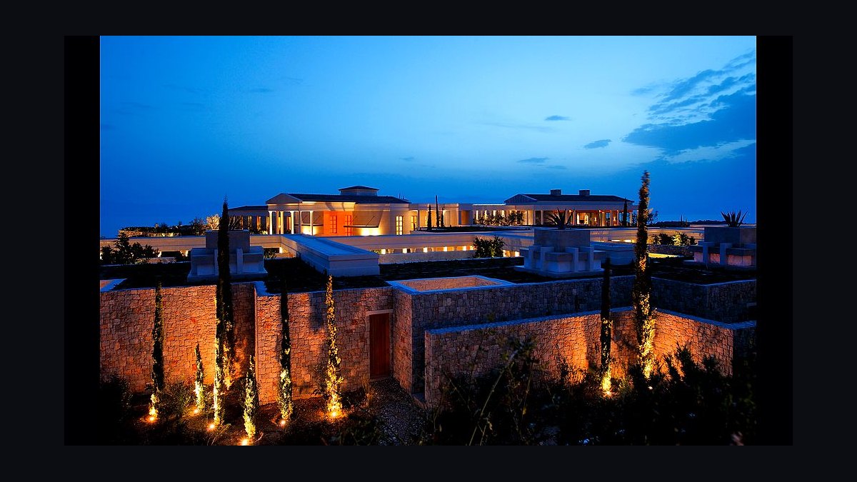Top 10 Resorts in Greece in 2027