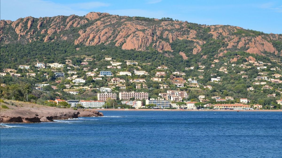 Top 10 Resorts in French Riviera — figure 5