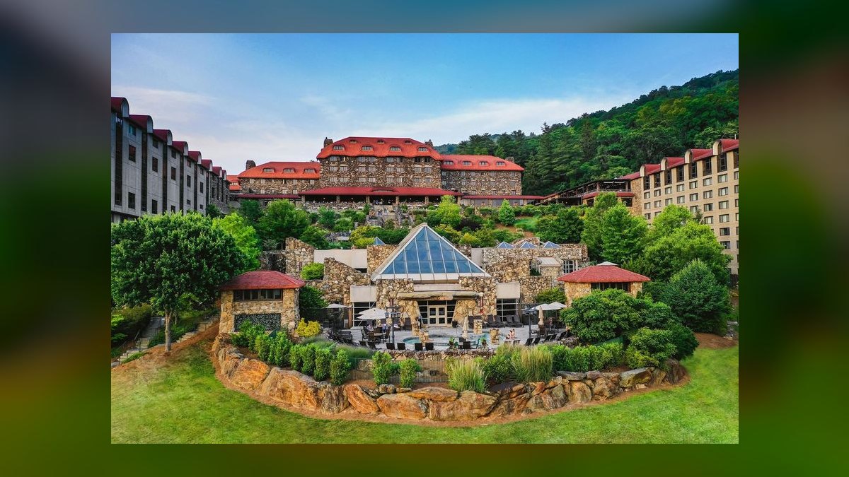 Top 10 Resorts in Charlotte — figure 5