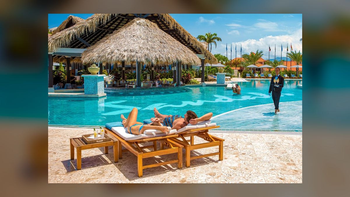 When should you book an all-inclusive resort in Mexico to get the best value in 2027 — figure 3