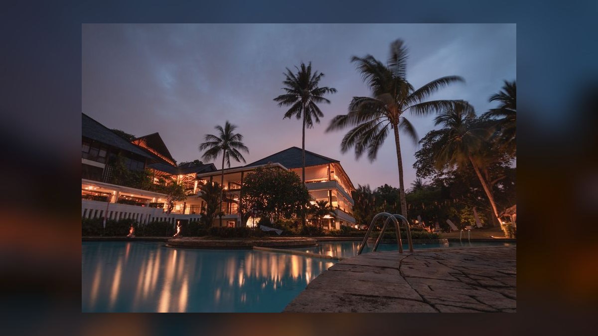 When does a resort officially earn a 5-star rating in 2027?