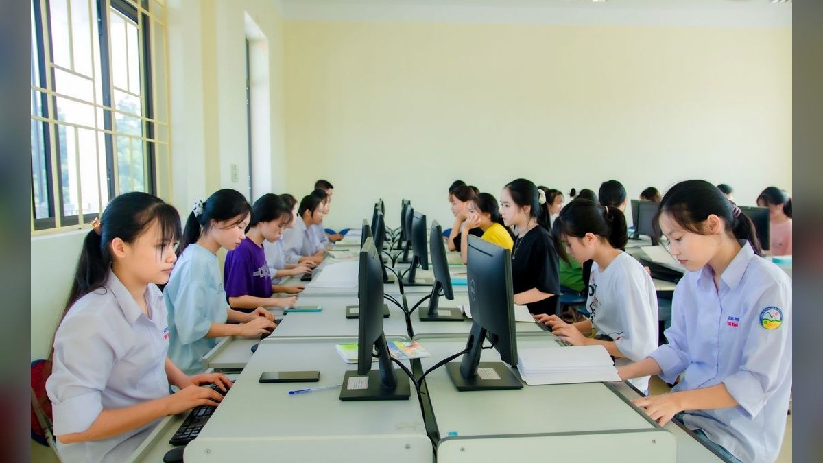 Top 10 Universities for Computer Science in 2027 — figure 2