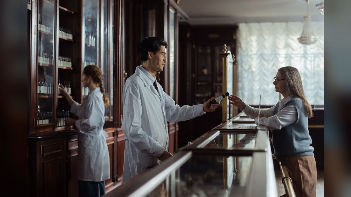 Top 10 Universities for Pharmacy in 2027 — figure 1