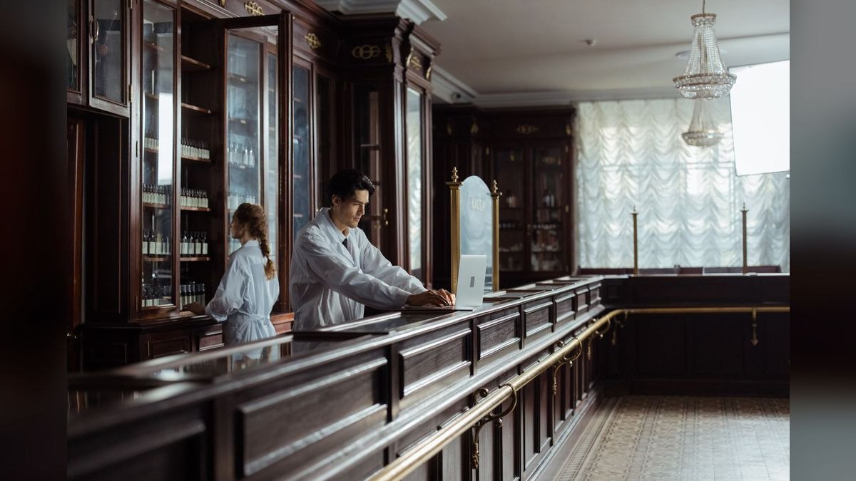 Top 10 Universities for Pharmacy in 2027 — figure 3
