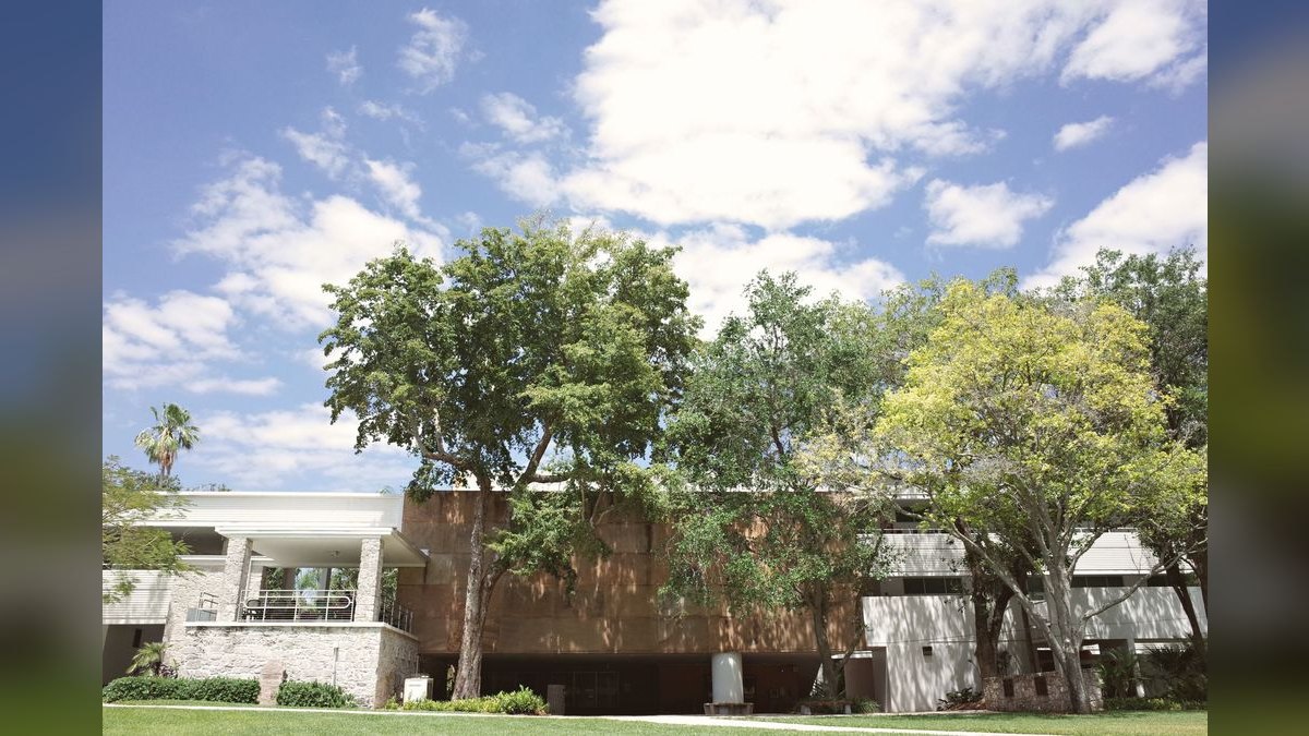 Top 10 Public Universities in Florida in 2027 — figure 2