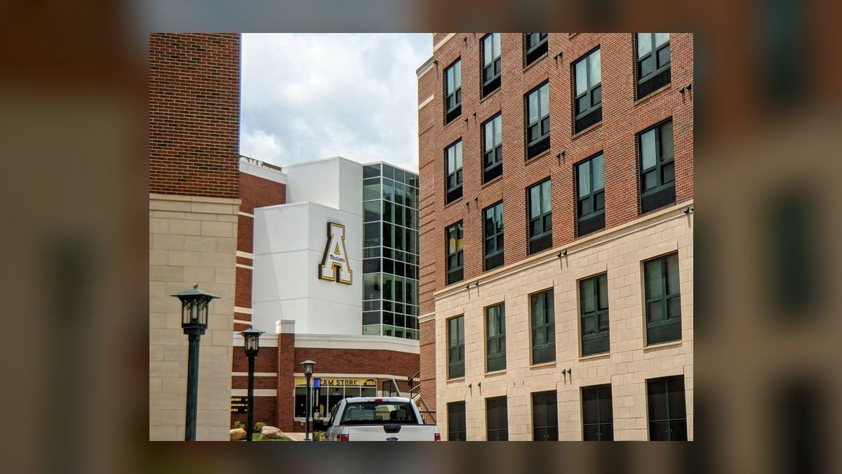 Top 10 Public Universities in North Carolina in 2027 — figure 6