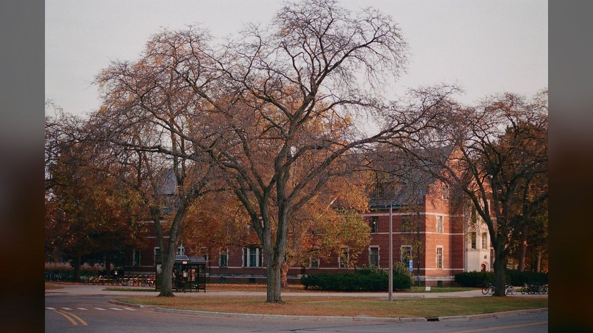 Top 10 Public Universities in Michigan in 2027 — figure 1