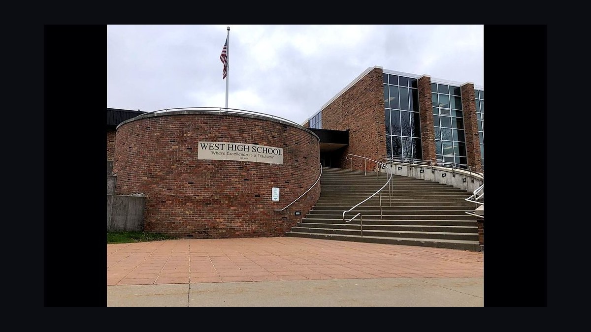 Top 10 Public High Schools in Iowa in 2027 — figure 3