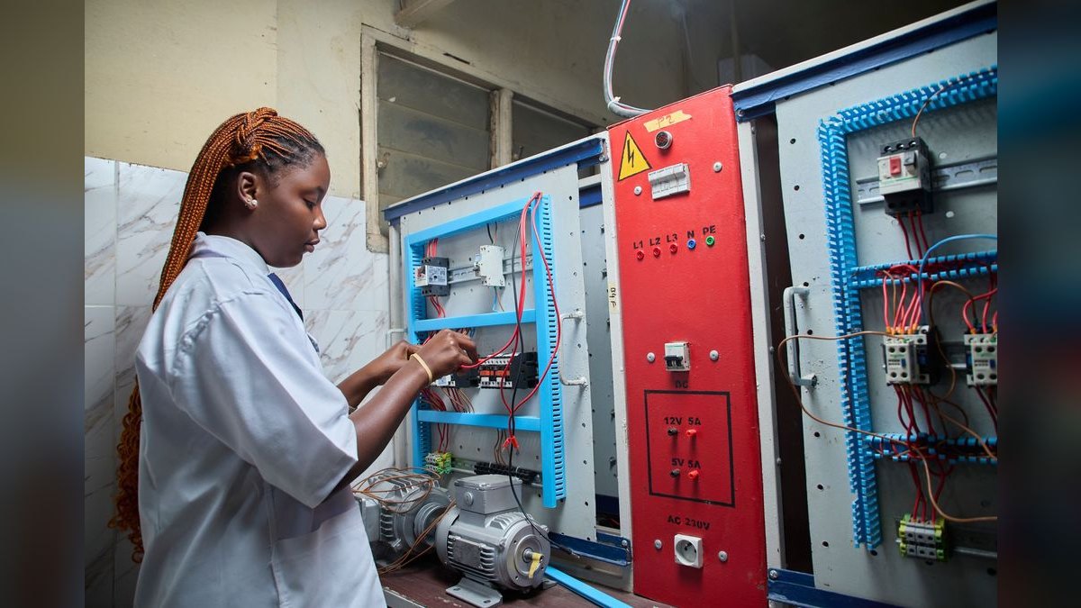 Top 10 Universities for Electrical Engineering in 2027