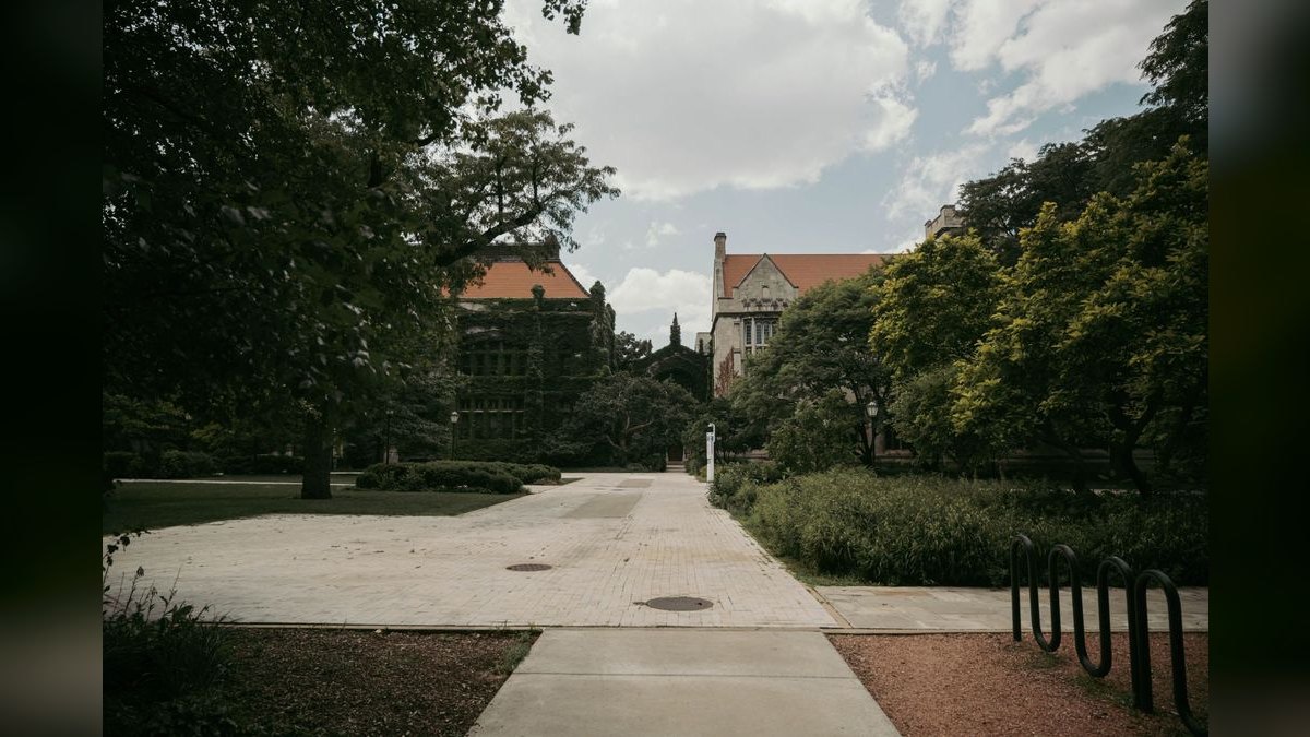 Top 10 Public Universities in Illinois in 2027 — figure 3