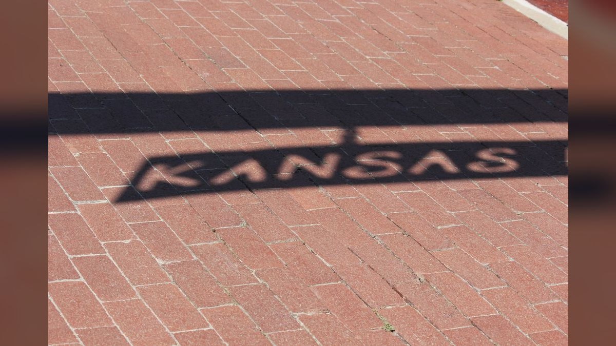 Top 10 Public Universities in Kansas in 2027 — figure 3
