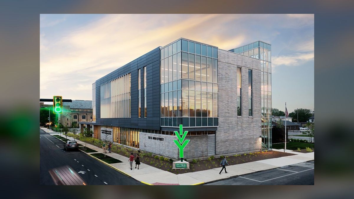 Top 10 Community Colleges in Indiana in 2027 — figure 10