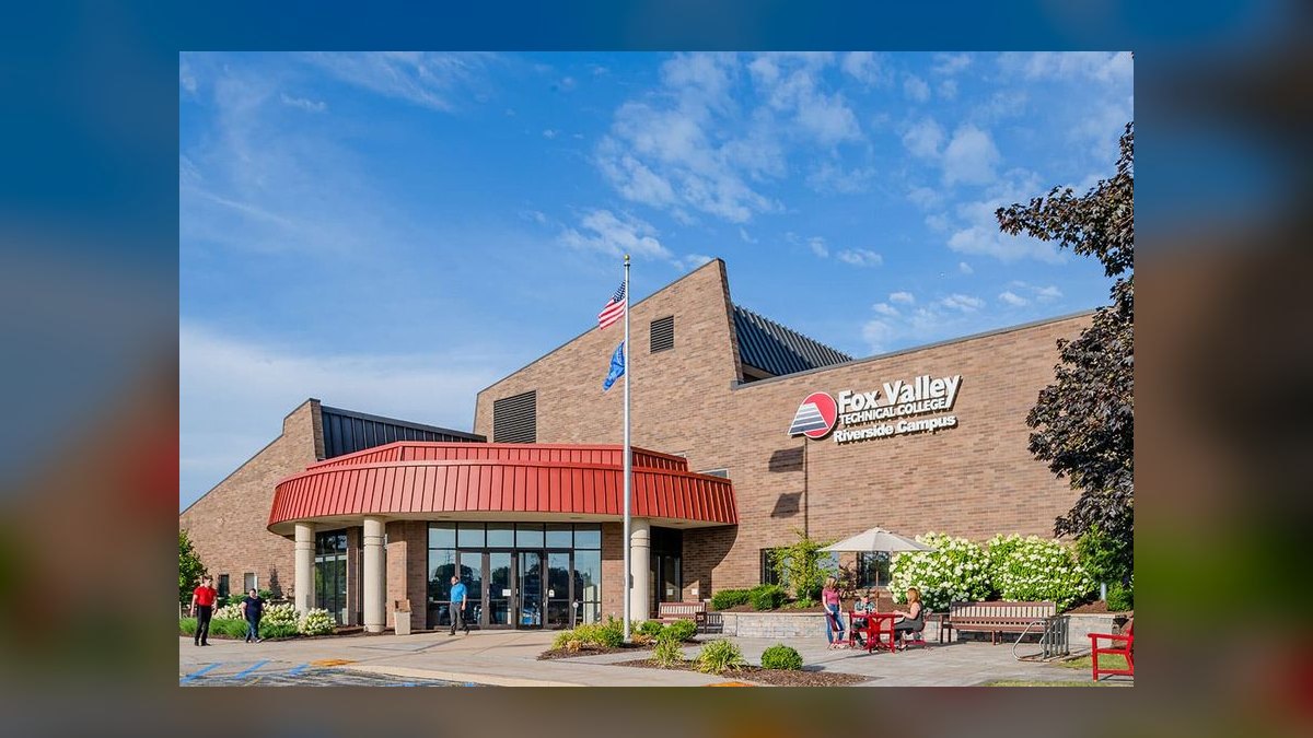 Top 10 Community Colleges in Wisconsin in 2027 — figure 5