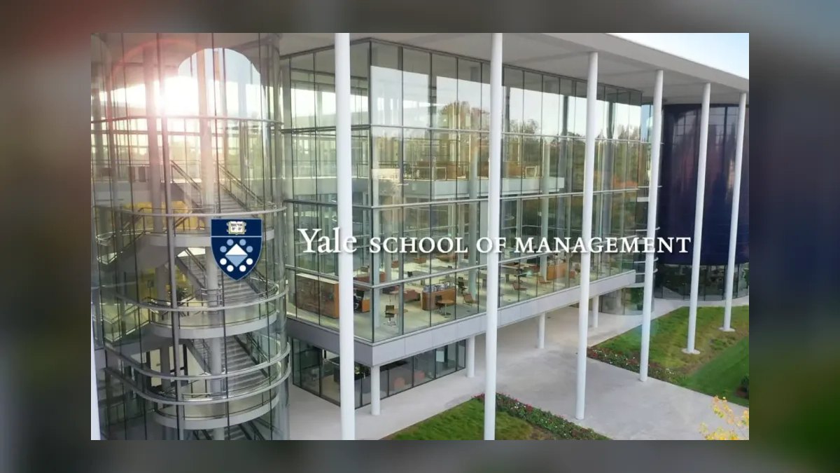 Top 10 Schools with the Strongest Alumni Networks in 2027 — figure 10