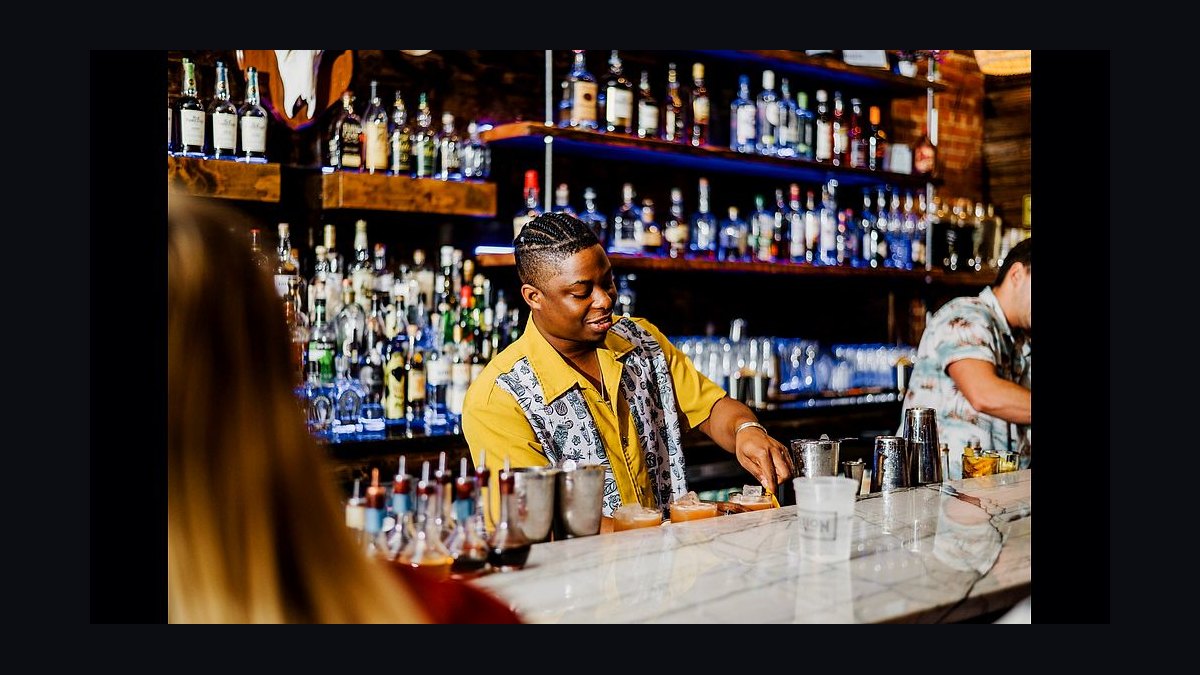 Top 10 Bars at the University of Alabama in 2027 — figure 5