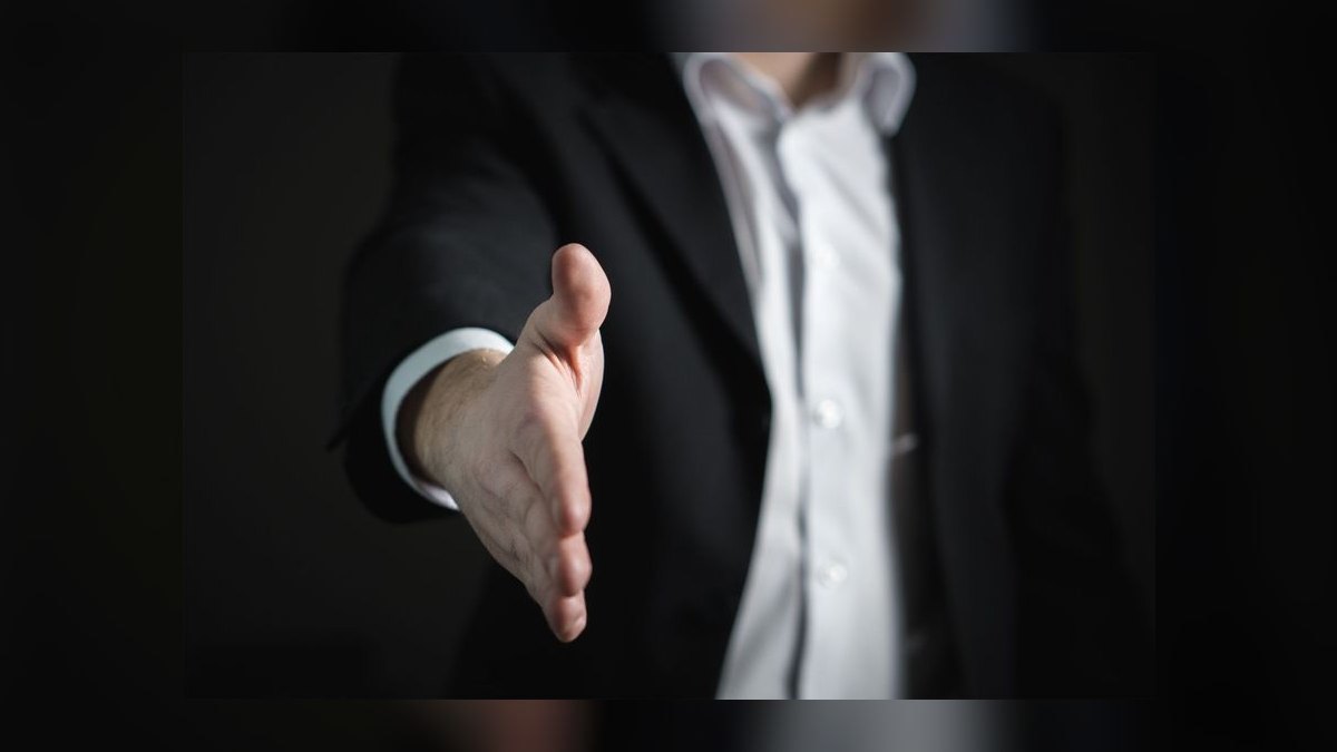 How do you build a sales enablement technology stack that scales with headcount in 2027 — figure 4