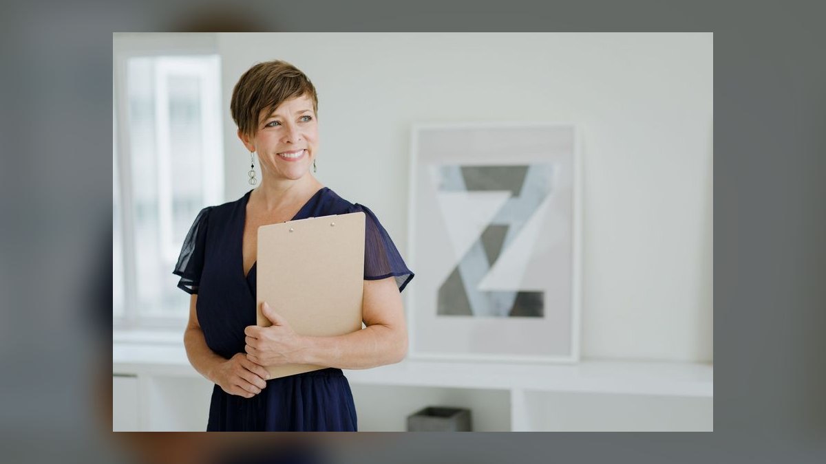 How do you enable a sales team in Energy & Utilities in 2027 — figure 4