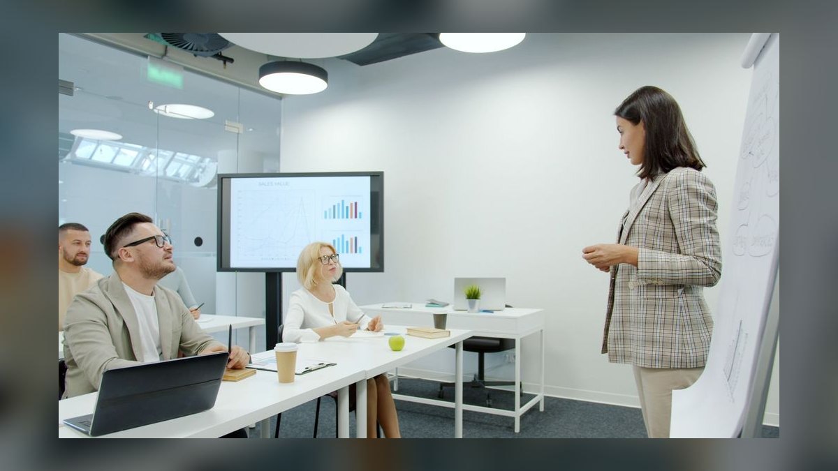 How do you enable a sales team in Medical Practice / Clinic in 2027 — figure 4