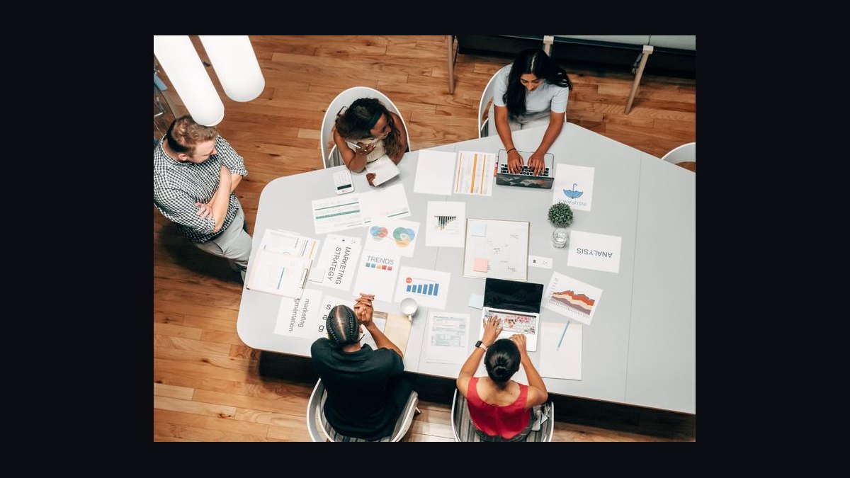 How do you enable a sales team in Marketing / Creative Agency in 2027 — figure 10