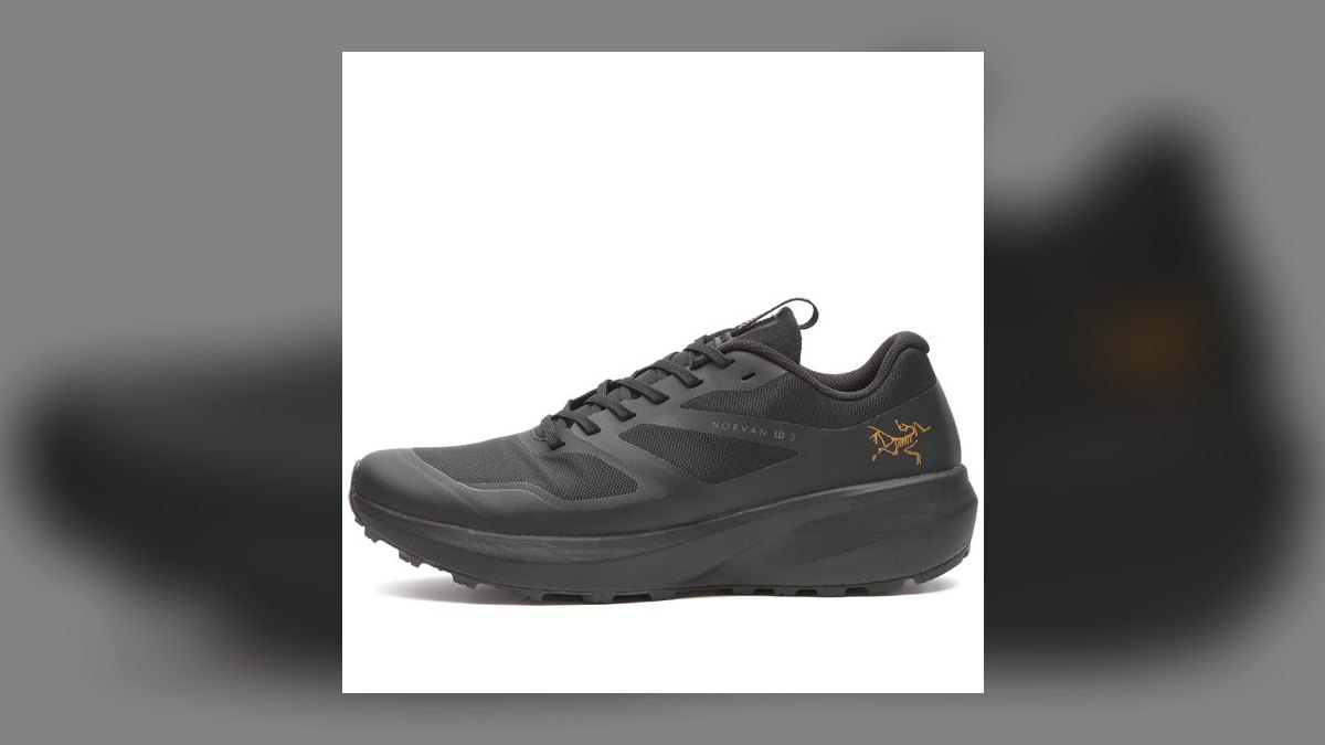Top 10 gorpcore hiking sneakers of all time — figure 5