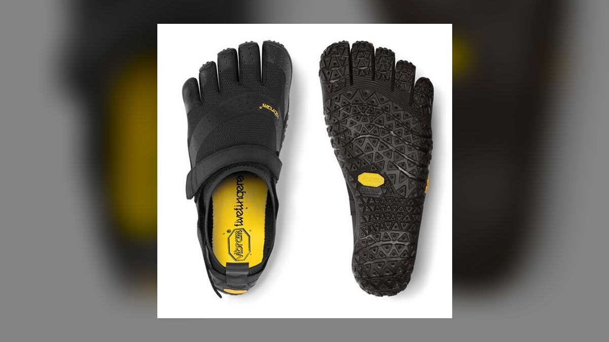 Top 10 water shoes built like sneakers of all time — figure 1
