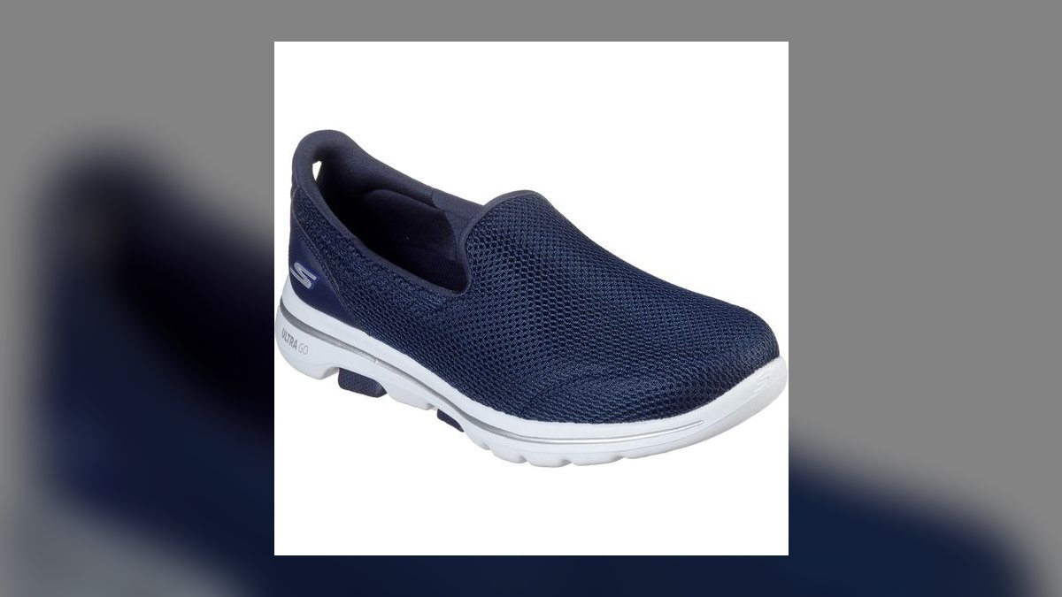 Top 10 laceless slip-on sneakers ever released — figure 8