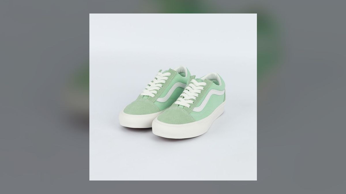 Top 10 pastel-colored spring sneakers ever — figure 10