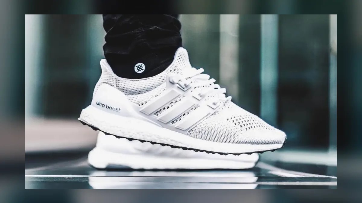 Top 10 gradient fade colorway sneakers ever — figure 8