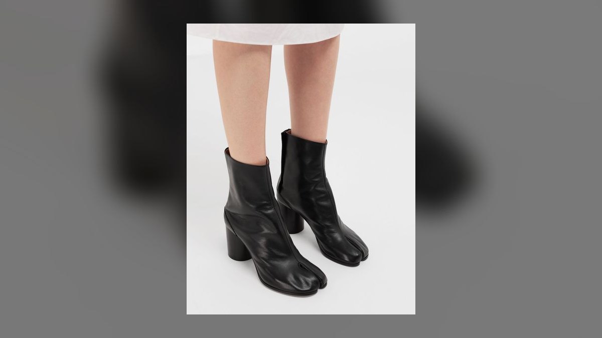 Top 10 split-toe or unconventional design shoes of all time — figure 1