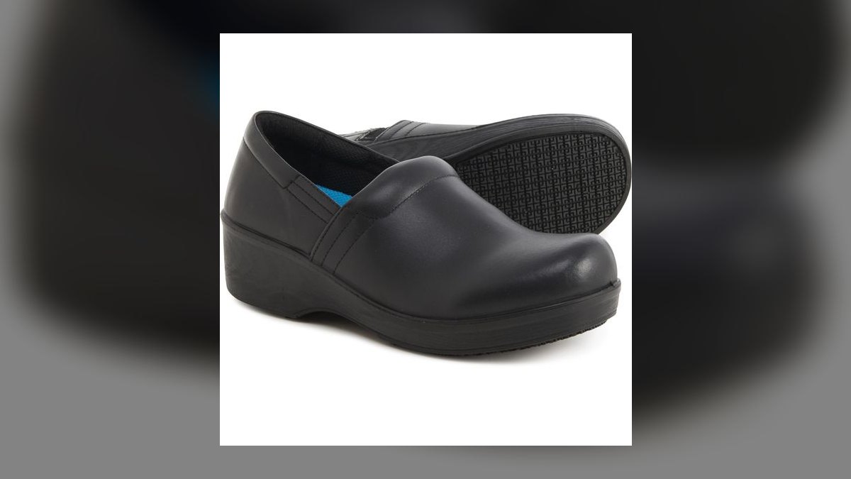 Top 10 slip-resistant restaurant and work sneakers ever — figure 10