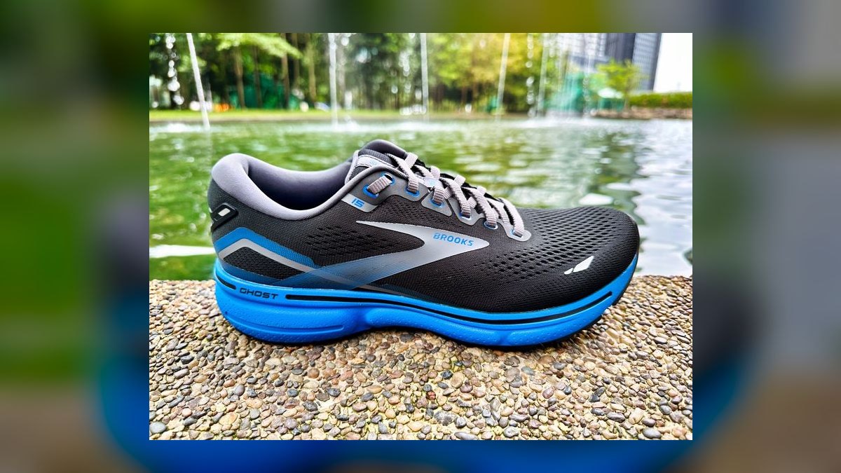 Top 10 extra-wide fit lifestyle sneakers of all time — figure 3